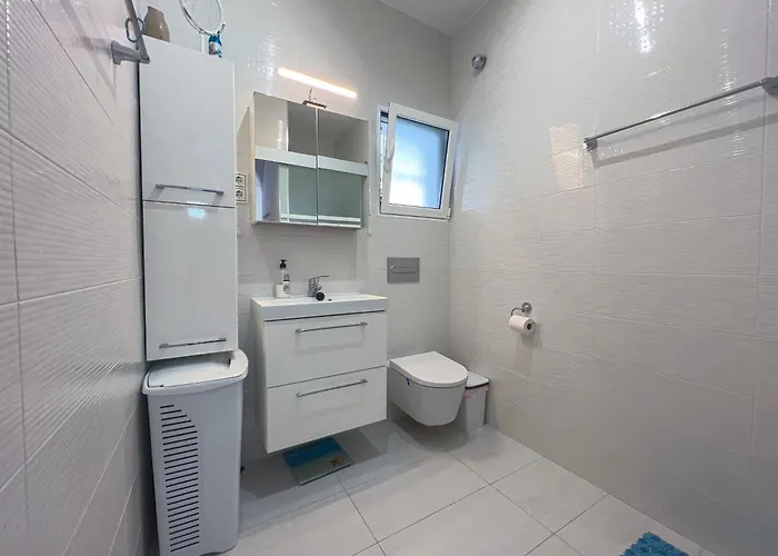 Al De Burada Apartment