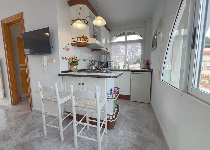 Al De Burada Apartment